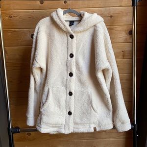 ‼️LAST CHACE BEFORE DONATING!! Fuzzy coat